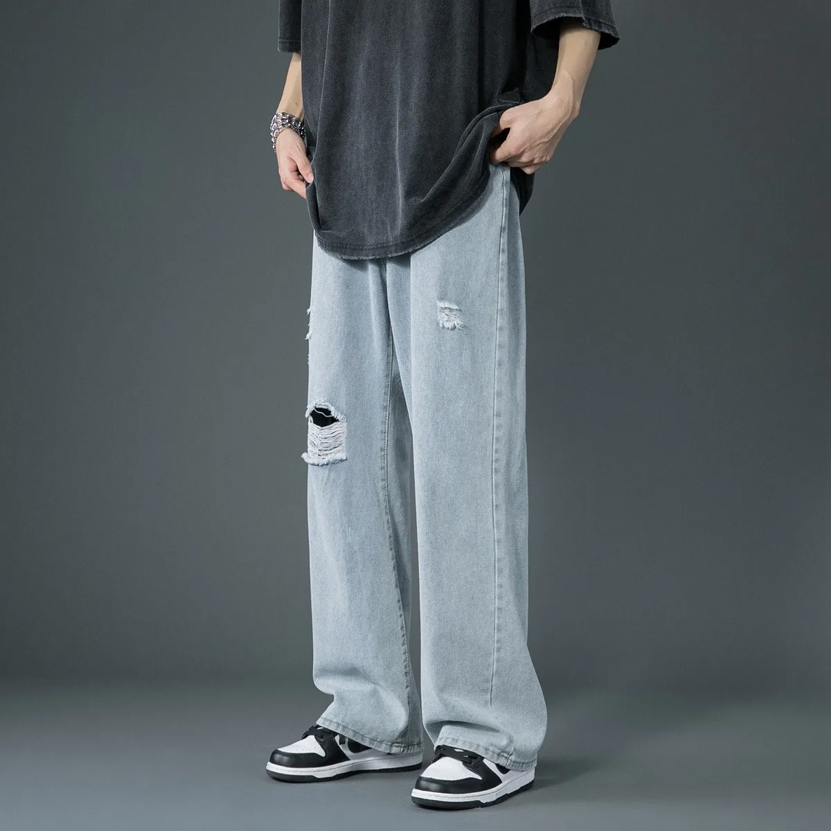 

2022 New Ripped Hole Baggy Jeans Men Summer Thin Fashion Straight Streetwear Loose Wide-leg Pants Casual Denim Trousers