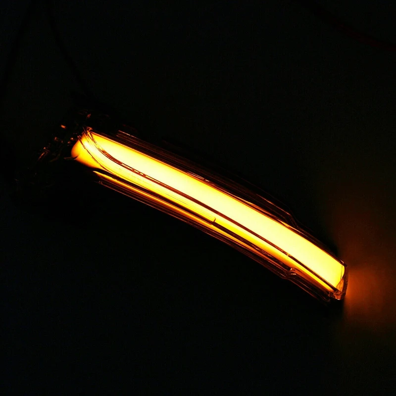 

Car Reversing Mirror Turn Signal Light Rear View Mirror Light LED Yellow Light for Ford Focus 2019-2020