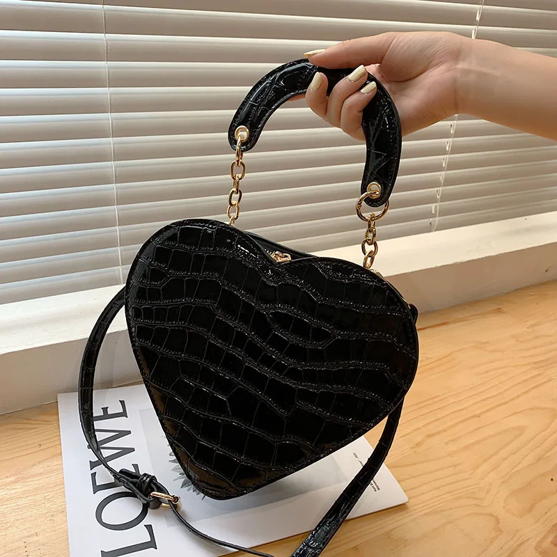 

Women's Designer Luxury Heart shape Handbag 2021 Fashion PU Leather Women Handbags Crocodile pattern Shoulder Messenger Bag