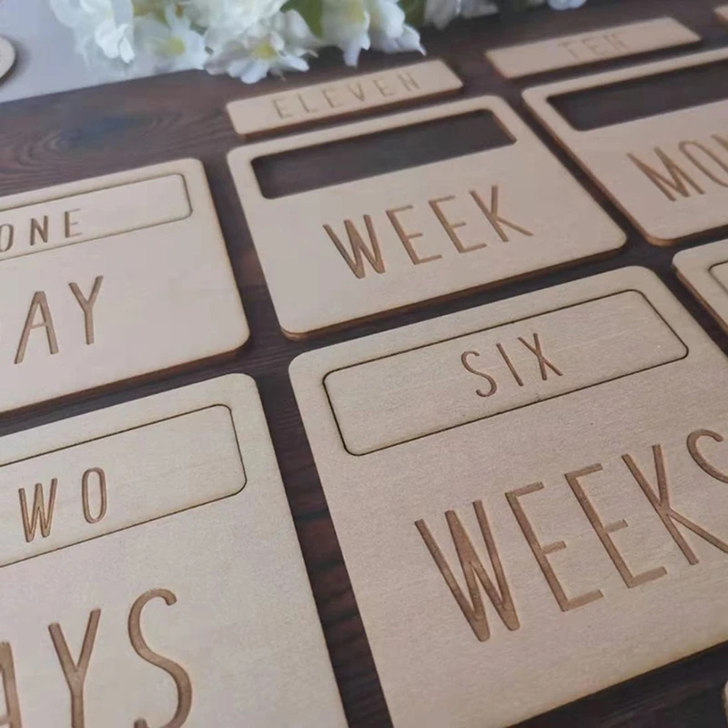 

1 Set Newborn Milestone Blocks Wooden Commemorative Baby Birth Monthly Recording Cards Infant Photography Props