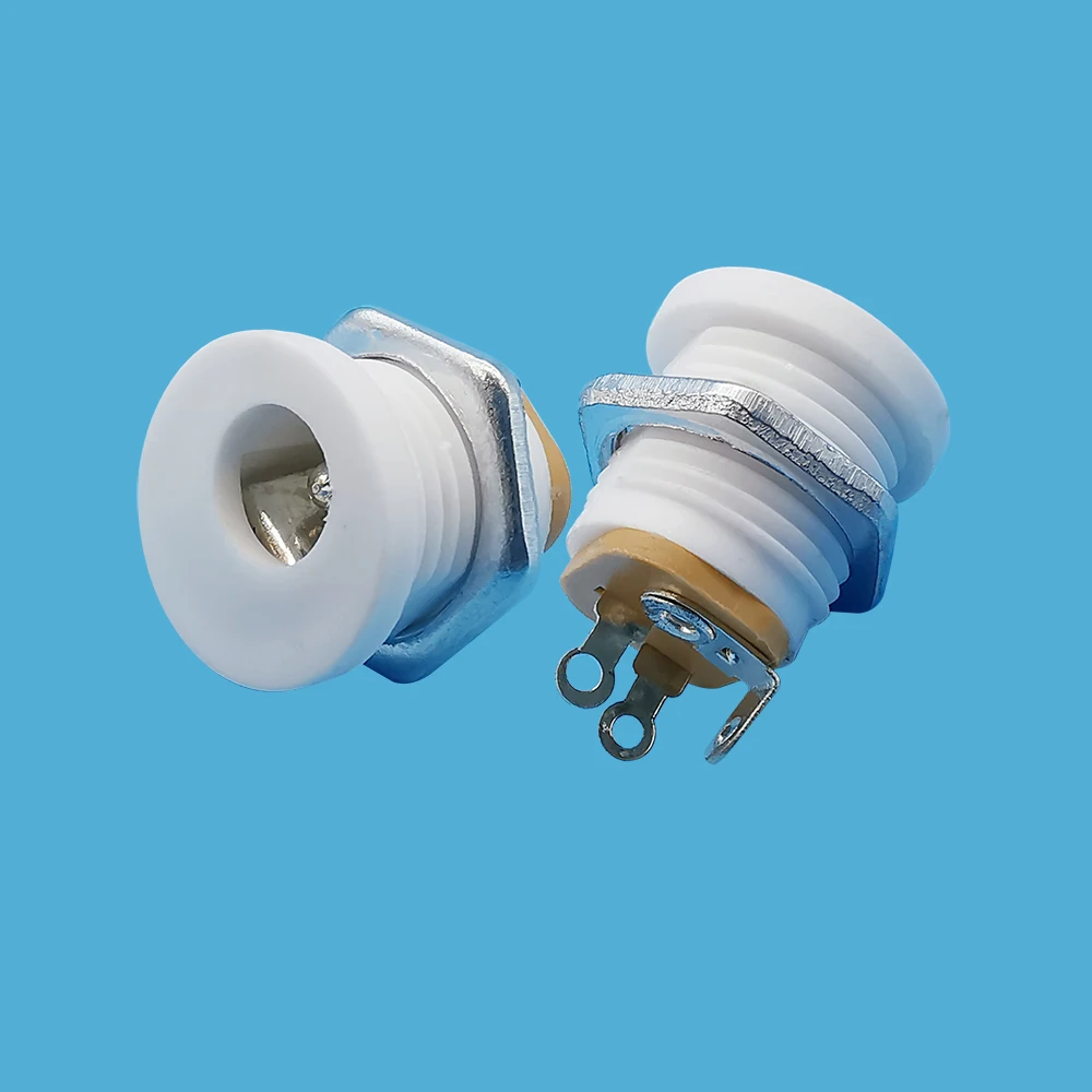 DC022 DC Power Socket 5.5 x 2.1mm Connectors Panel Mounting DC-022 White | Обустройство дома