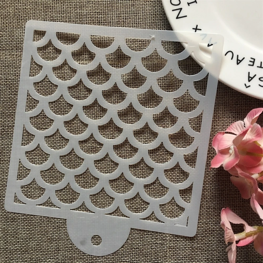 

15cm Wavy DIY Layering Stencils Wall Painting Scrapbook Coloring Embossing Album Decorative Card Template