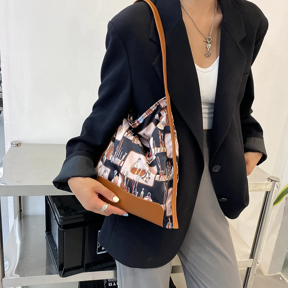 

Fashion Women Printing Shoulder Bag Female Shopping Bag Casual Silk Large Capacity Tote Bag Girls Travel Hand bag