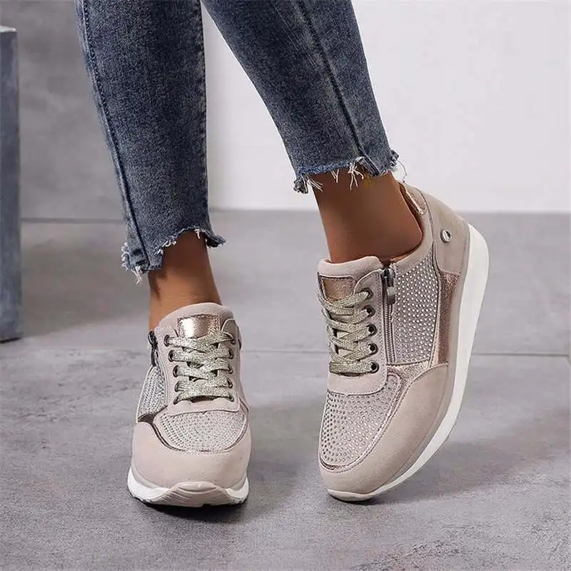 

Skid-Proof Sneakers Sneakers Sapatenis Sport Sneakers Woman Winter Women Running Shoes 2021 Women's High Sports Shoes Tennis