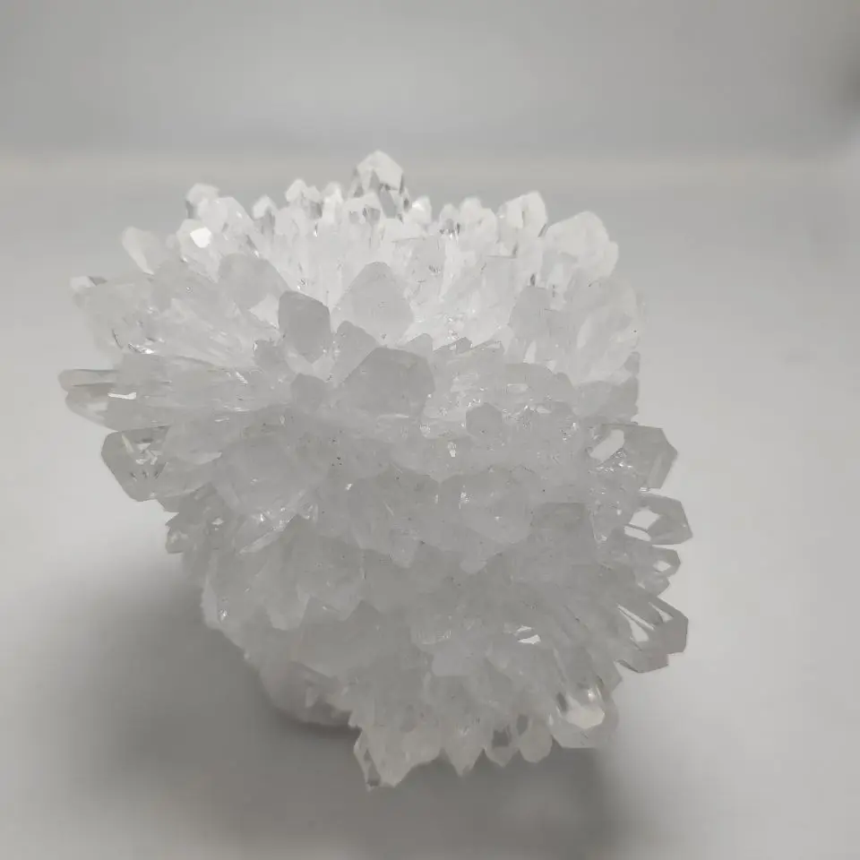 Натуральный белый кристально чистый кварцевый Белый кристаллический кластер