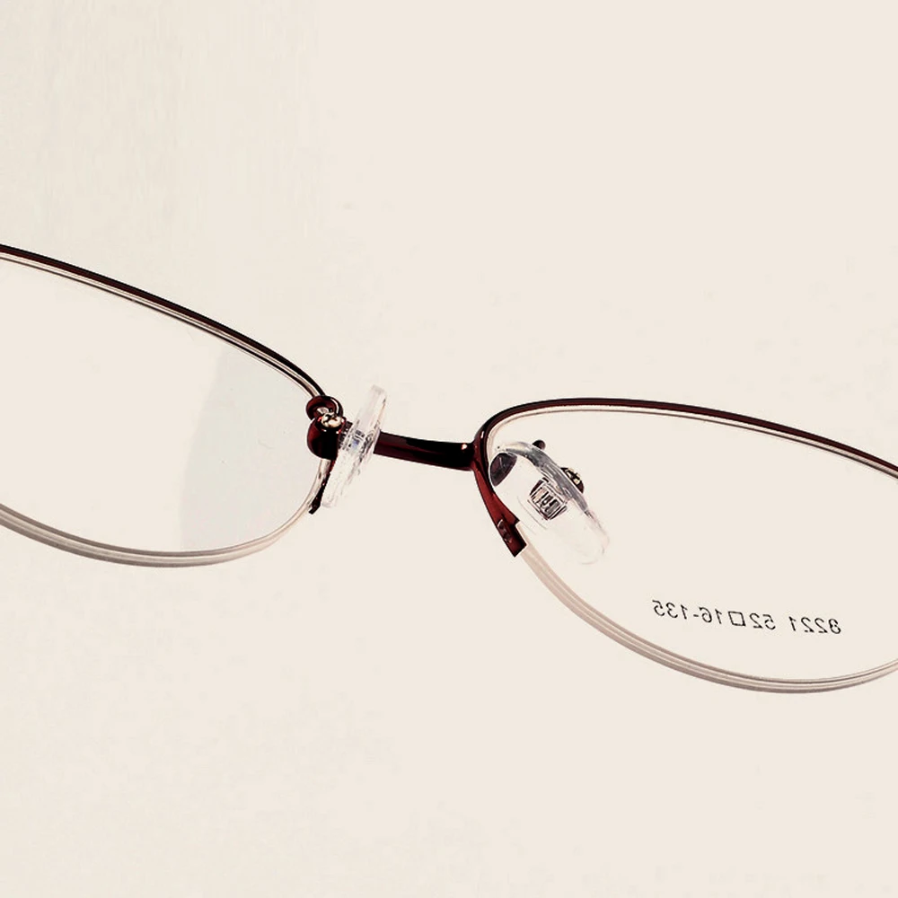 

Metal Frame Casual Reading Glasses Luxury Optical Eyeglasses for Men Women Ultralight+1 +1.5 +2 +2.5+3 +3.5 +4