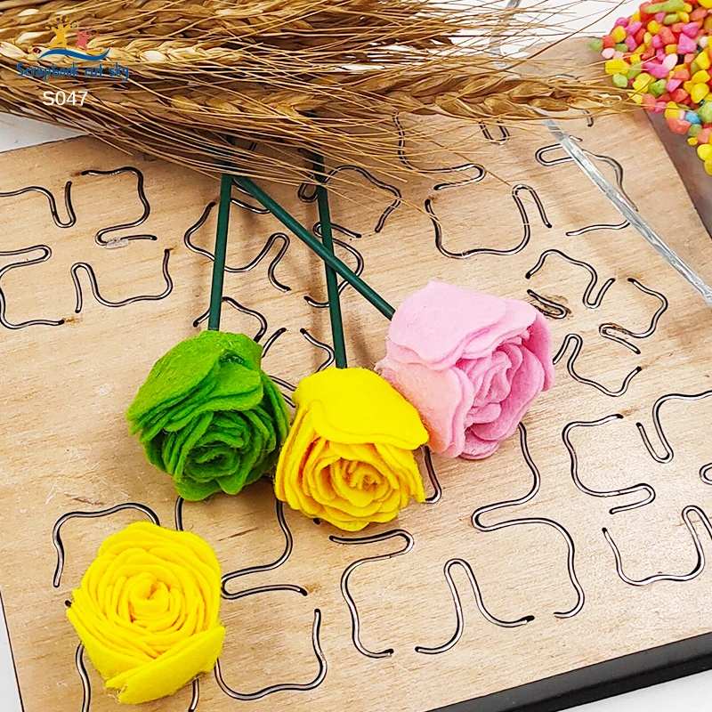 

Roll-cut wood die scrapbook is suitable for most machines