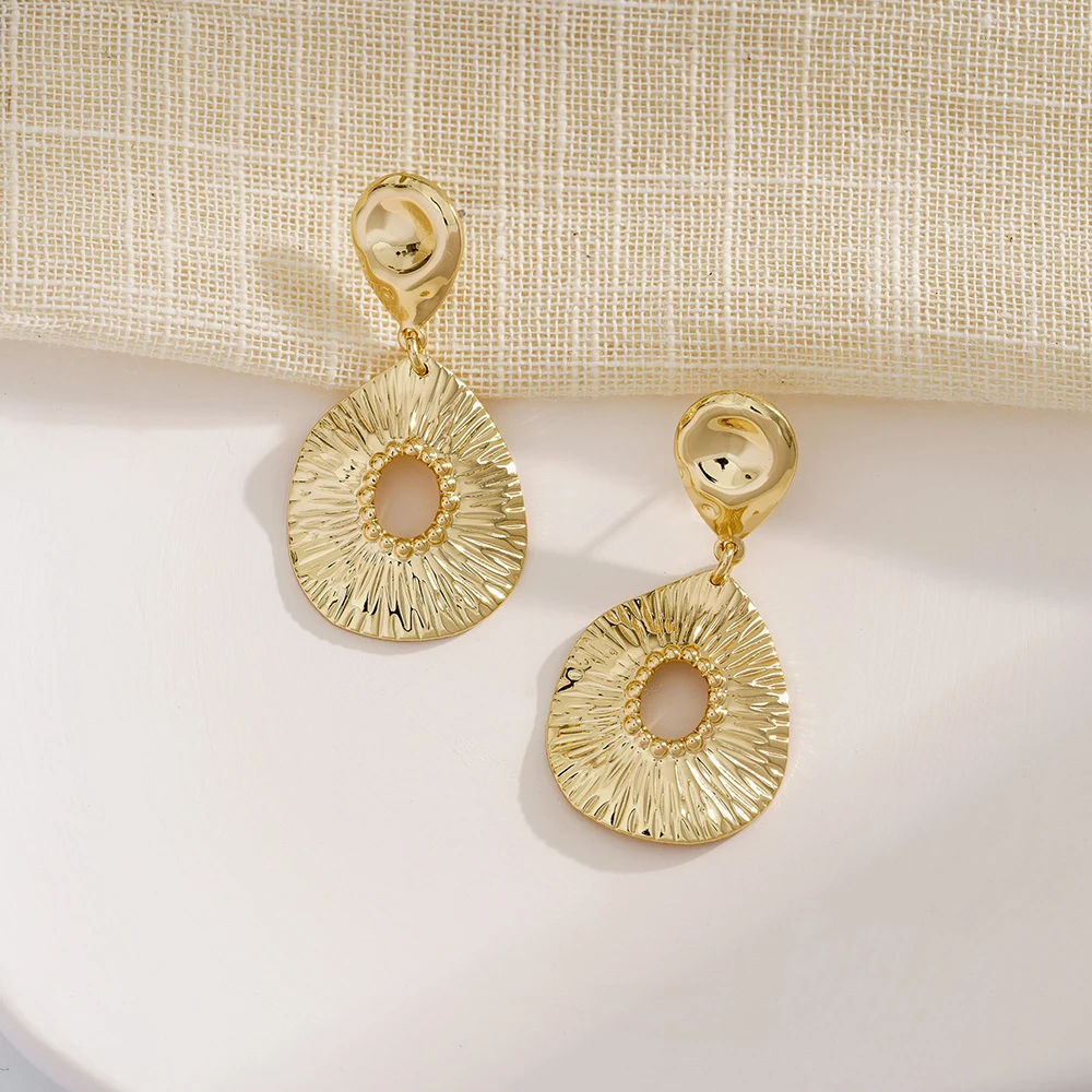 

new Design Gold plated teardrop stud Earrings hollow Geometric high polished smooth Dangle Earrings for Women Girls