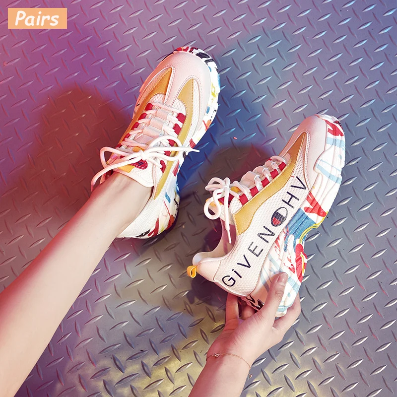 Женская Повседневная обувь кроссовки визуально увеличивающие рост на платформе