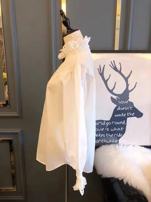 Женская блузка с рукавом фонариком тонкая Свободная кружевной строчкой