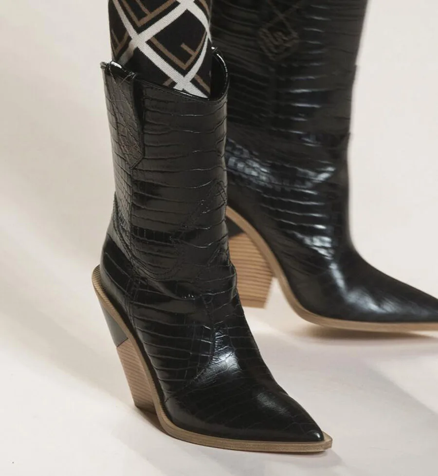 Prova Perfetto новые ковбойские ботинки с острым носком на необычной танкетке синие и