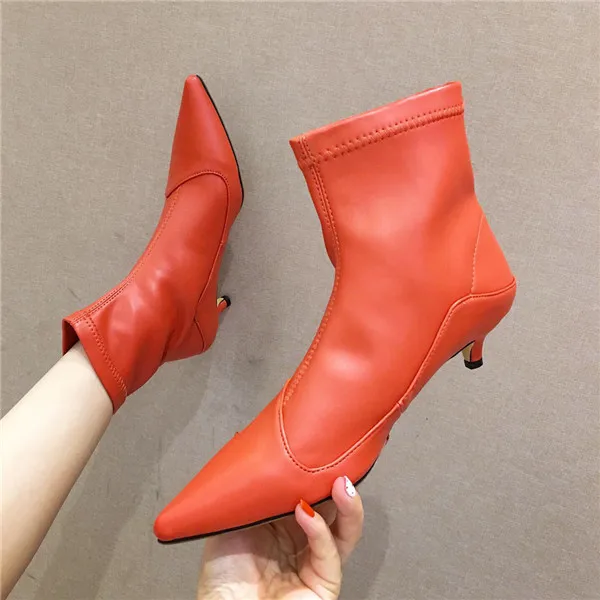 Bootee/женские ботинки г. Обувь с острым носком женские ботинки Martins на низком каблуке со шнуровкой женские ботильоны на резиновой подошве с острым носком - Цвет: 3