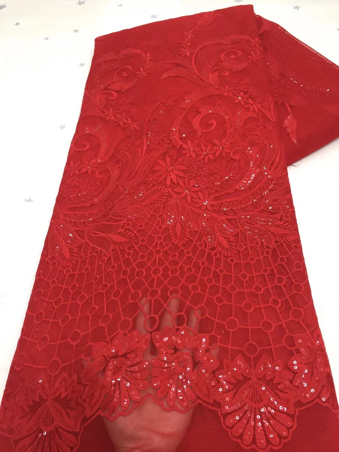 

Latest African Lace Fabric 2020 Red High Quality Sequins Lace Fabrics Embroidery French Nigerian Tulle Lace Fabrics for Wedding