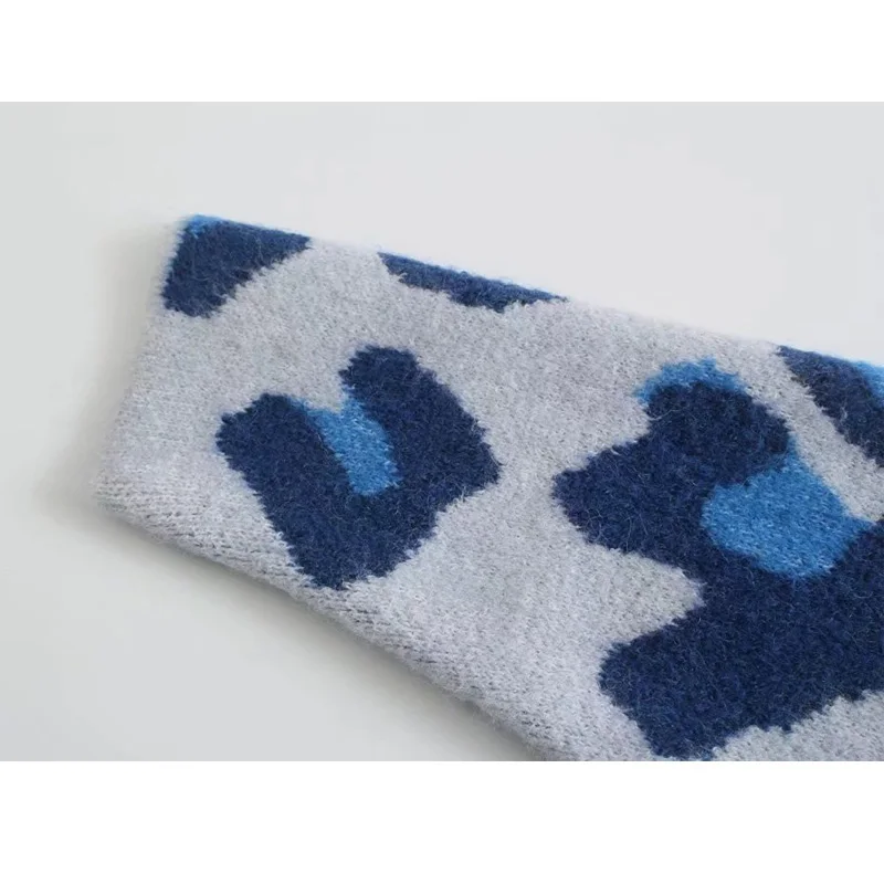 Женский трикотажный свитер с длинным рукавом и воротником-хомутом | Женская