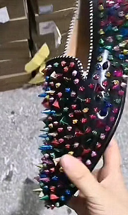 Новинка Повседневная мужская обувь из лакированной кожи Цвет Черный Роскошные