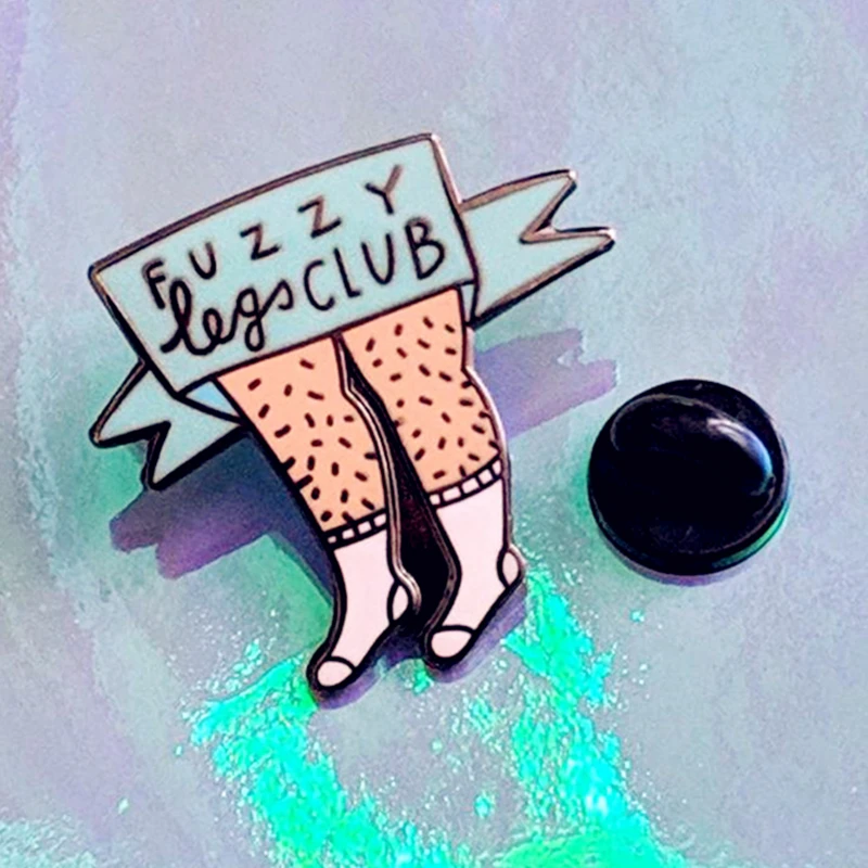 Fuzzy Legs Club No Shave Hairy Feminist Brooch Pins Enamel Metal Badges Lapel Pin Brooches Fashion Jewelry Accessories on - Факультет "Волосатые ножки" безбритых феминисток Брошь-значок из эмали и металла Брошки на запонках Мода Ювелирные аксесс