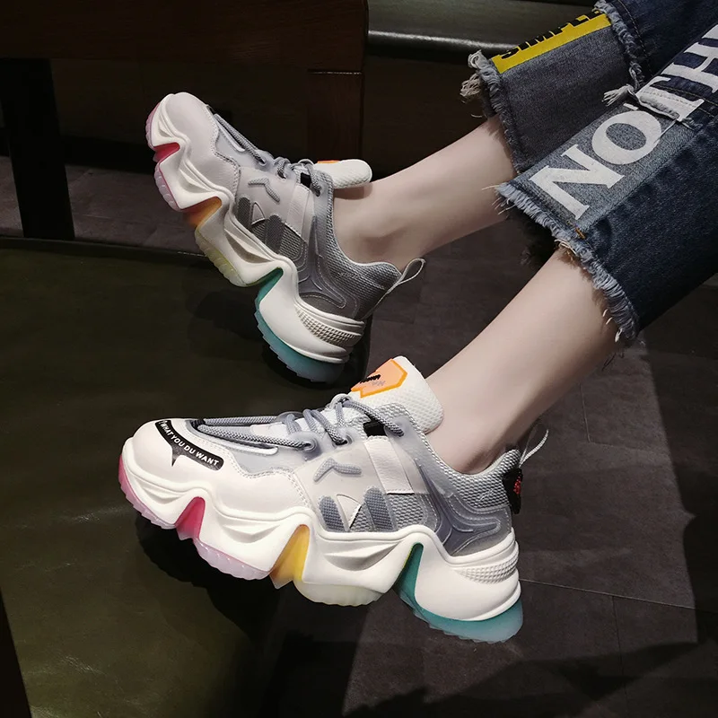 Женские кроссовки на массивной подошве повседневные сетчатые радужной