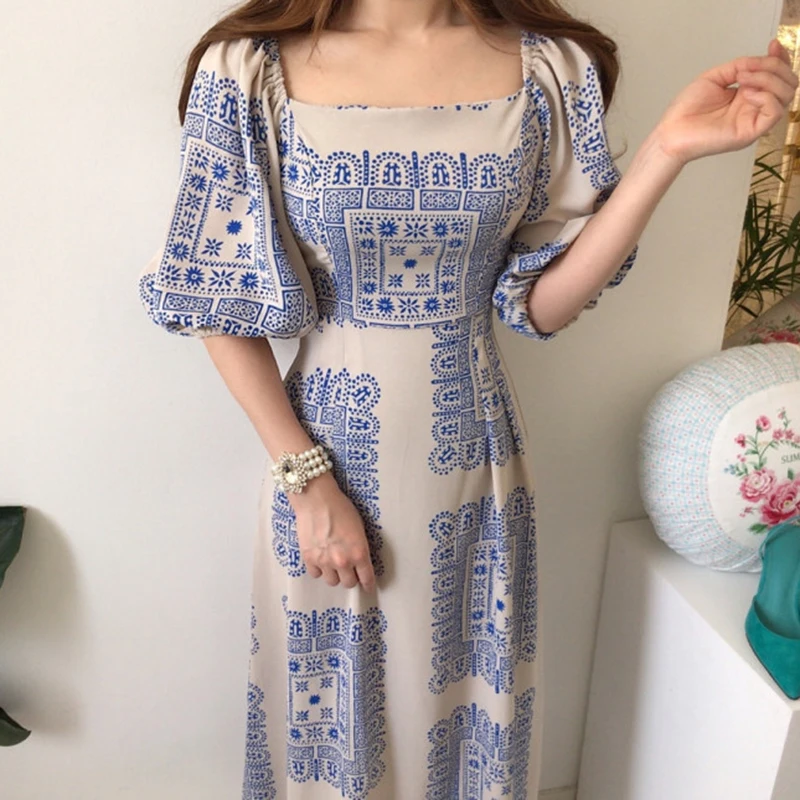 

2021 Summer Women Printed Dress Vintage High Waist Short Puff Sleeve Loose Dress For Female Square Collar Party Dress F016