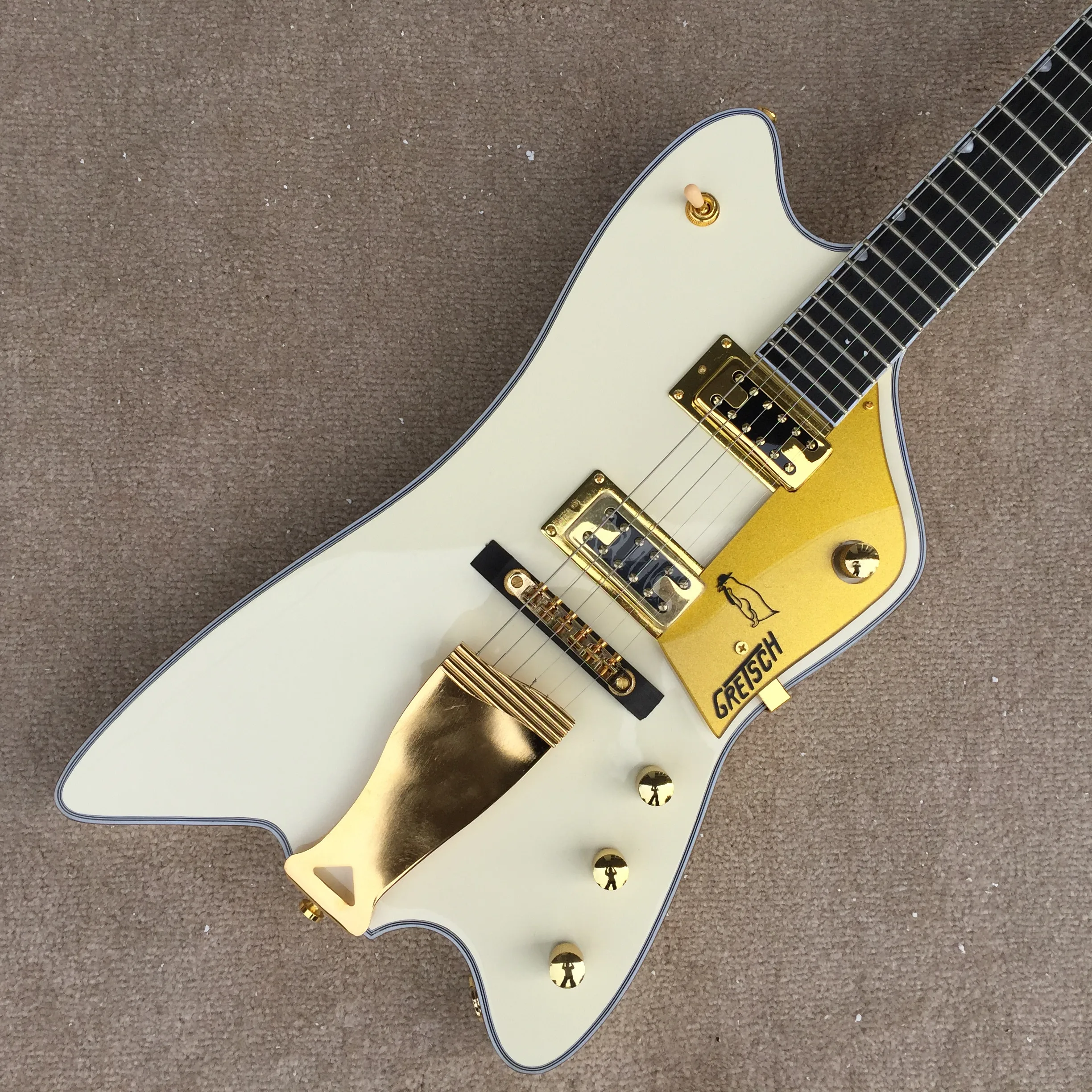 Custom Shop 2020 Новое поступление 6 струн Пингвин модель электрогитара гриф из черного