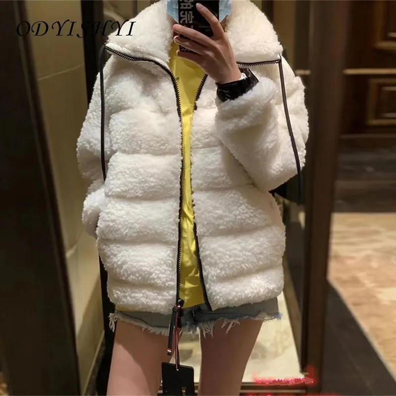 

2021 New Fashion Women's Winter Jacket Short Real lamb Wool Down Coat Female Stand Collar Korean Loose Thick Warm Outerwear Q299