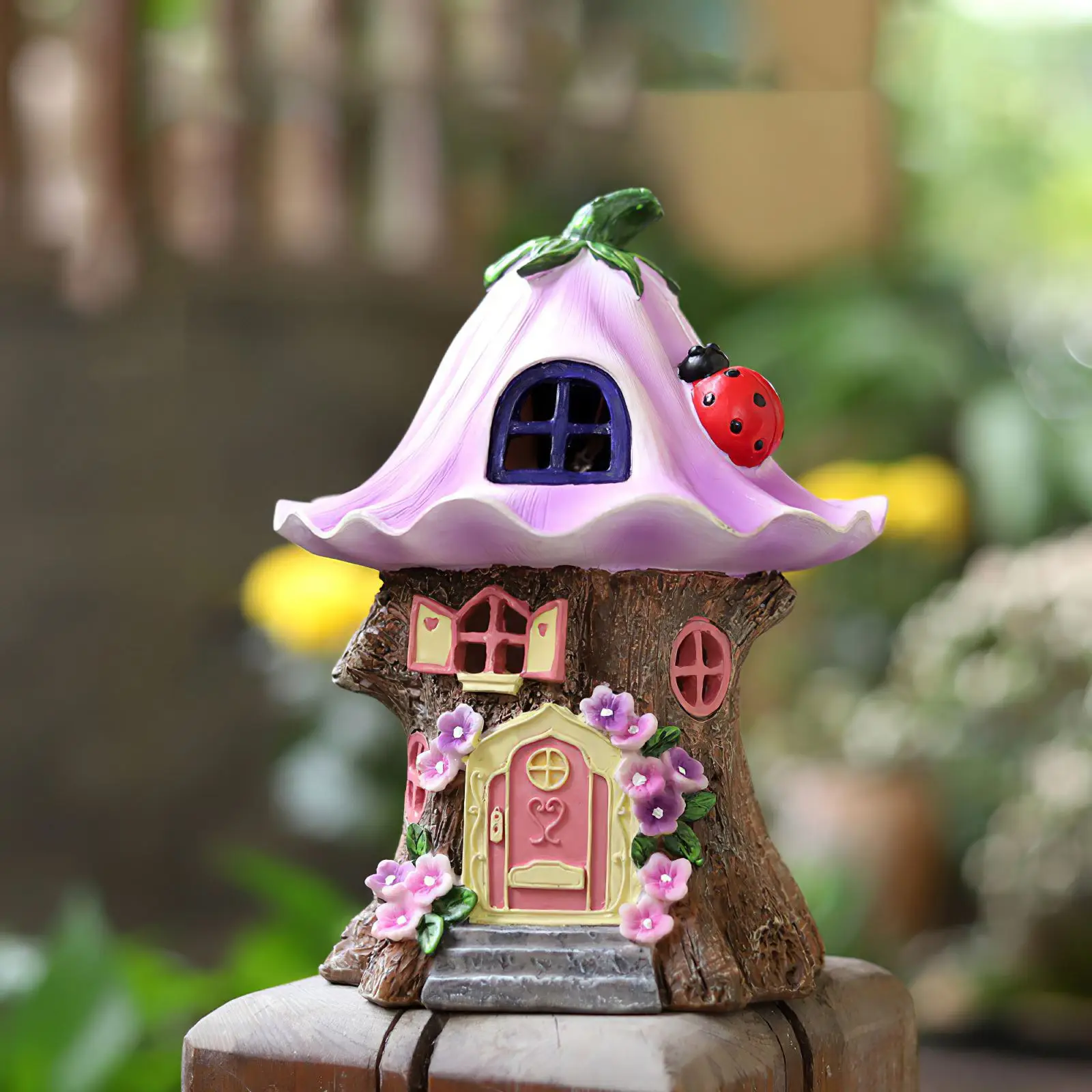 

Resin Tree House Lamp Solar Powered Tree House Sensing Lighting Mushroom Garden Statue Water Resistant Solar Garden Ornament