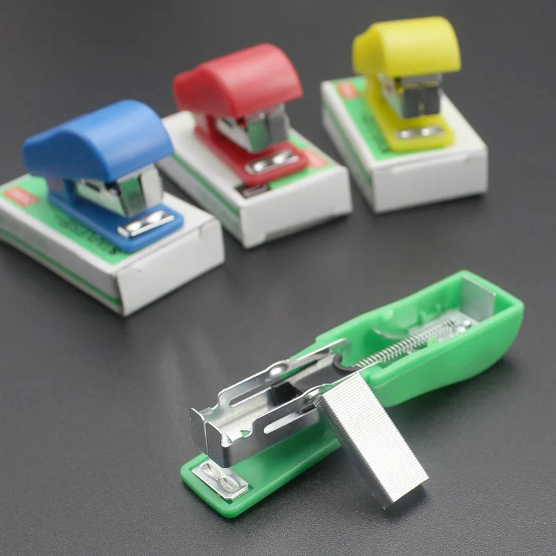 

1Pcs Kawaii Mini Small Multicolor Stapler Useful Mini Stapler Staples Set Office Binding Stationery