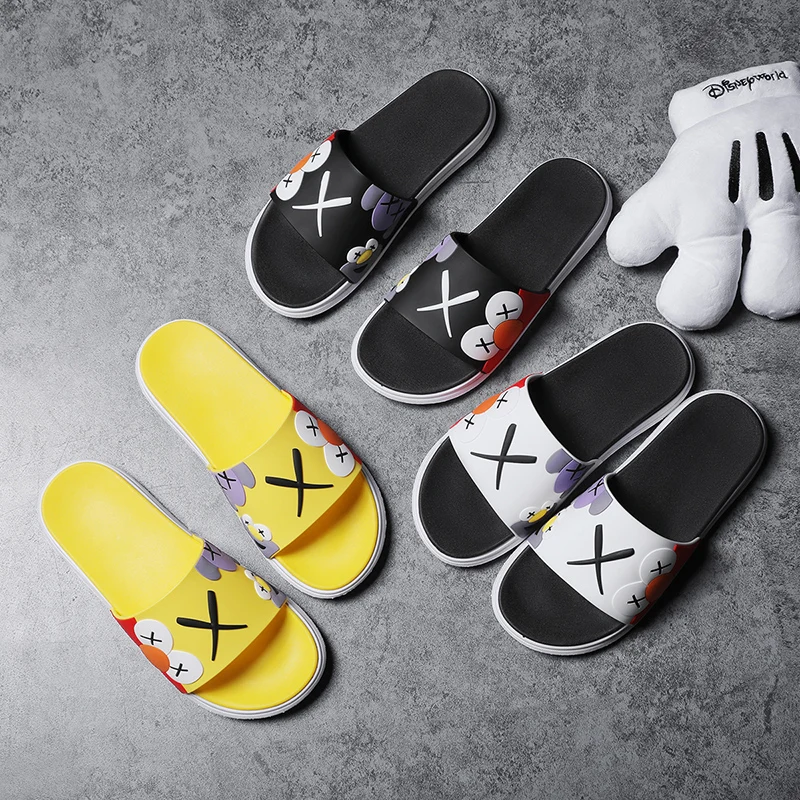 

2021 summer cartoon pattern men's slippers fashion sandals non-slip wading beach slippers men's shoes leisure Comfortabl Sandals
