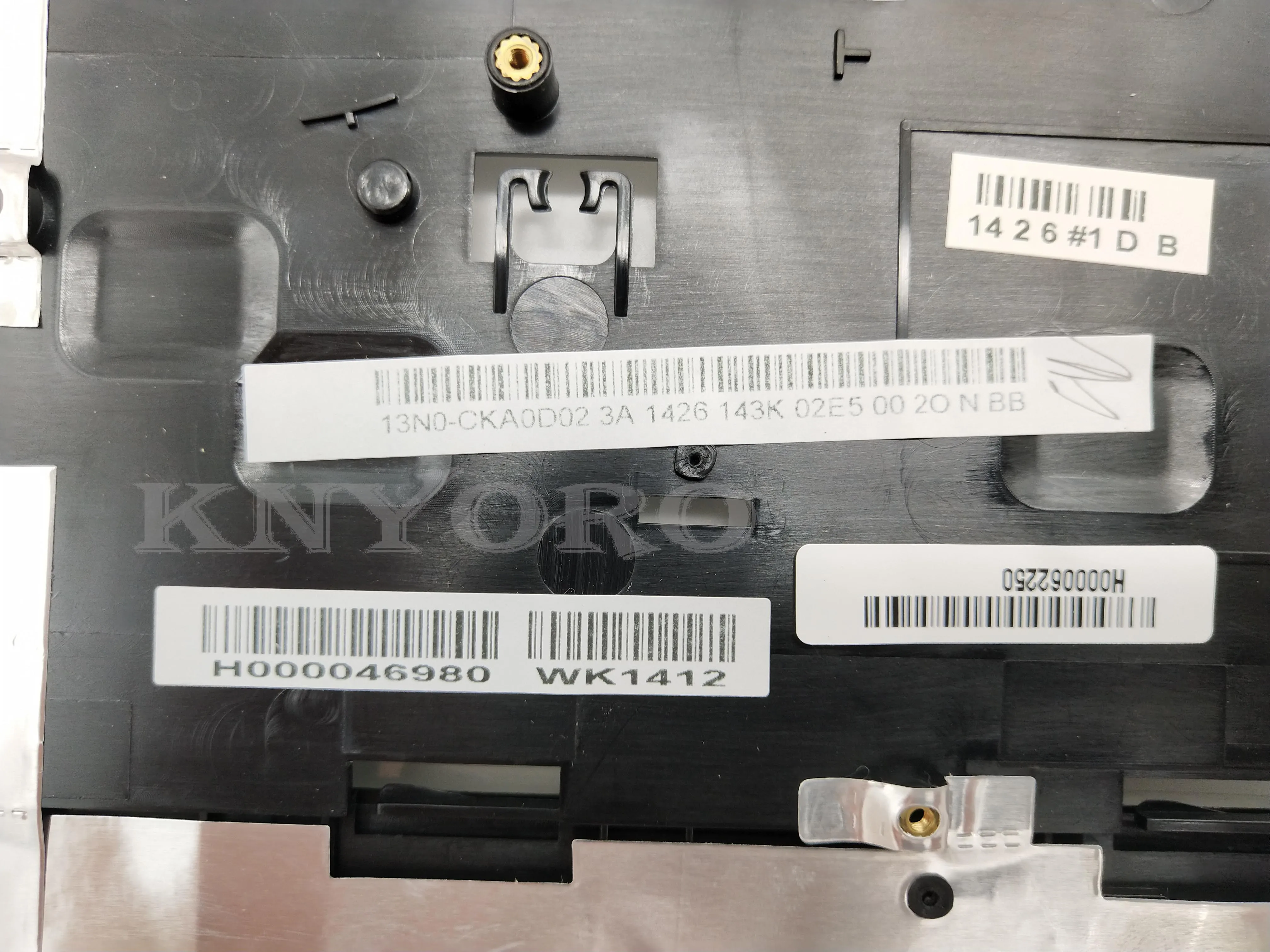 Новинка для Toshiba Satellite C50 / C50D Упор рук и сенсорная панель + динамики 13N0-CKA0D02 H000046980 |