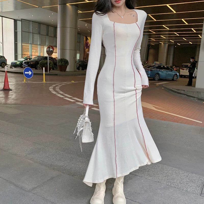 

French Retro Temperament Elegant Square Neck Two-Color Knitted Long Skirt Women's Versatile High Waist Fishtail Wrap Hip Dress