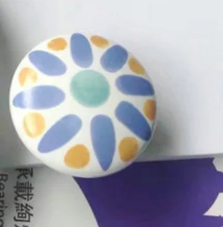 

Детские керамические ручки для шкафа