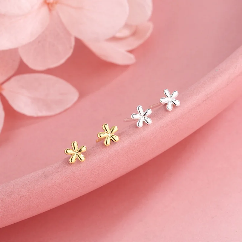 

New Style Design Bohemia Small Flower Stud Earring Fashion Sweet Fresh Women Anti Allergy Earring Charm Women Party Jewelry