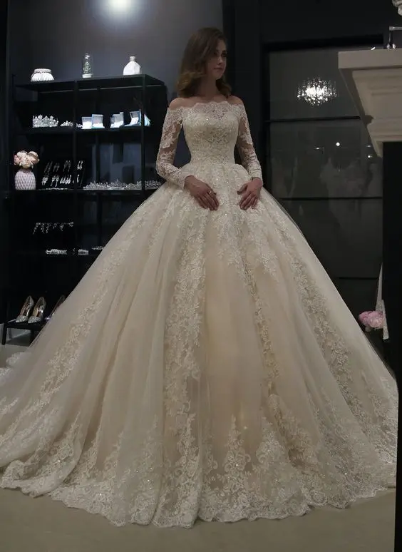 

Gorgeous Ball Gown Princess Wedding Dresses 2021 Long Sleeves Lace Bridal Gowns Robe de M ariee