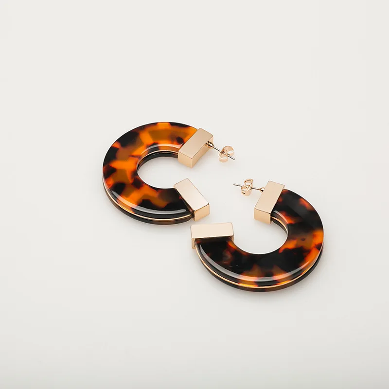 

2020 New Fashion Tortoiseshell Leopard Print Earrings for Women Bohemia Round C Shape Brown Acetate Plate Alloy Earrings Jewelry