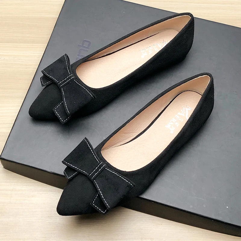 

Women Flats Soft Sole Professional Work Shoes Women's Black Comfortable Pointed Toe Flat Heel Shoes Flock Leather Moccasins 33