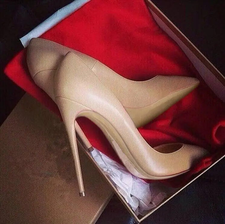 Популярные модные дизайнерские туфли с острым носком на высоком каблуке два