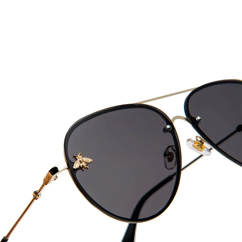 

ALIKIAI Luxury Bee 2020 Pilot Sunglasses Women Fashion Shades Metal Frame Vintage Brand Glasses Men Designer Male Female UV4OO