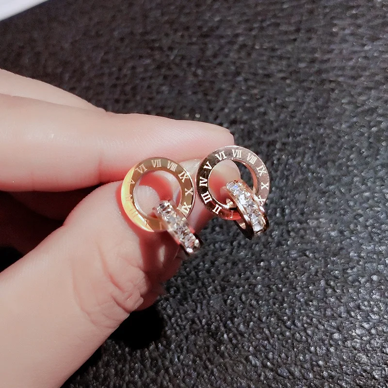 

2022 классические серьги из титановой стали с римскими цифрами для женщин, модные циркониевые Круглые Подвесные серьги, роскошные украшения ...