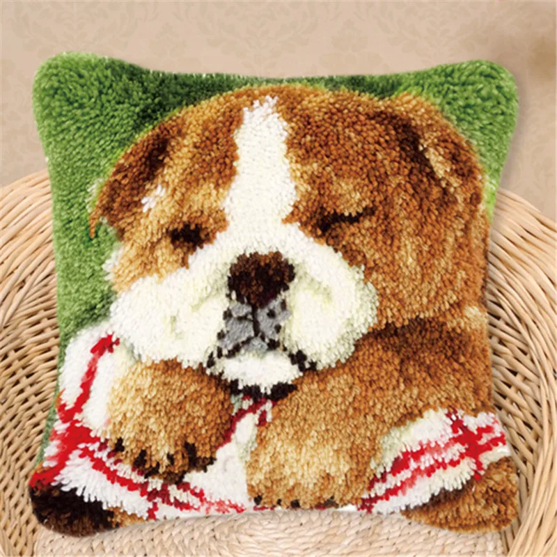 

Cute Dog Latch Hook Pillow Kits DIY Animals Segment Embroidery Materials Package Coarse Wool Pillow Cross Stitch knooppakket