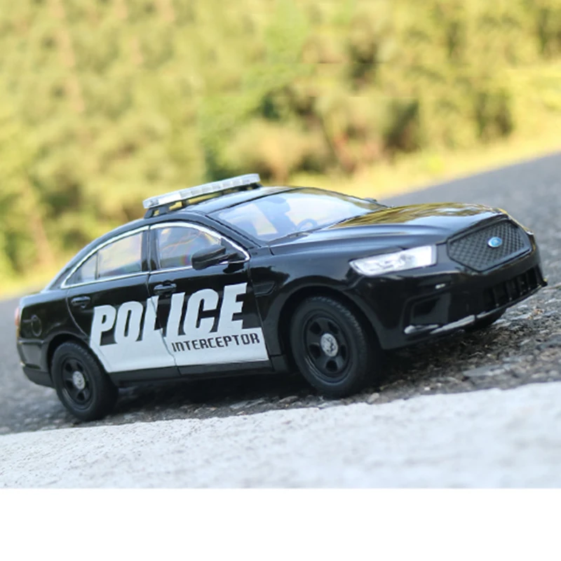 Модель автомобиля Ford Taurus Полицейская модель 110 из сплава украшение Центрального