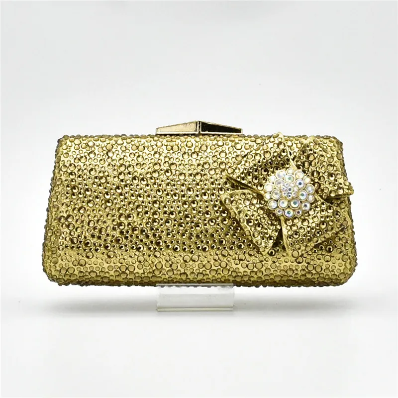 Новейшие туфли в африканском стиле и подходящая сумочка Итальянский комплект из