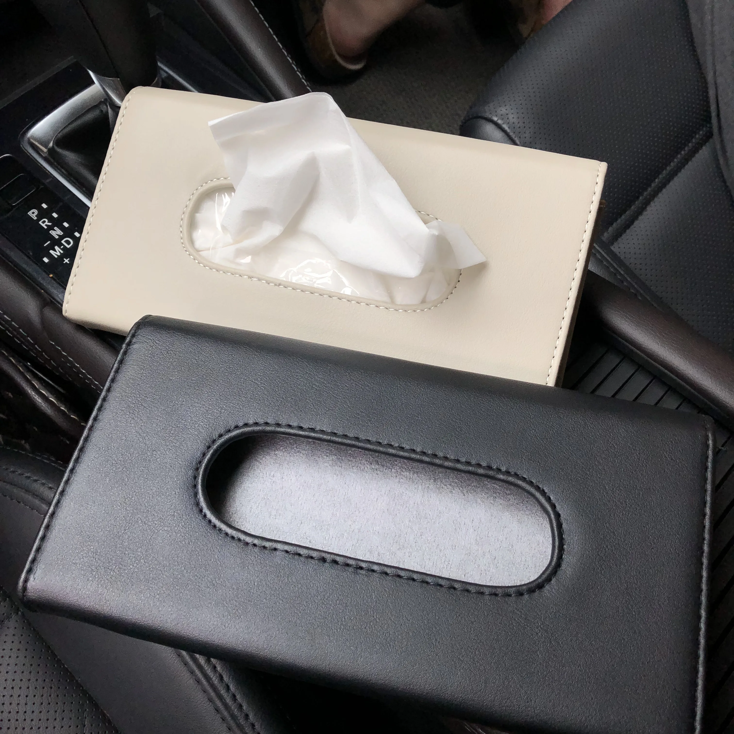 

Car-Styling Tissue Boxes Case for SsangYong Actyon Turismo Rodius Rexton Korando Kyron Musso Sports XLV Tivolan LIV-2 XAVL
