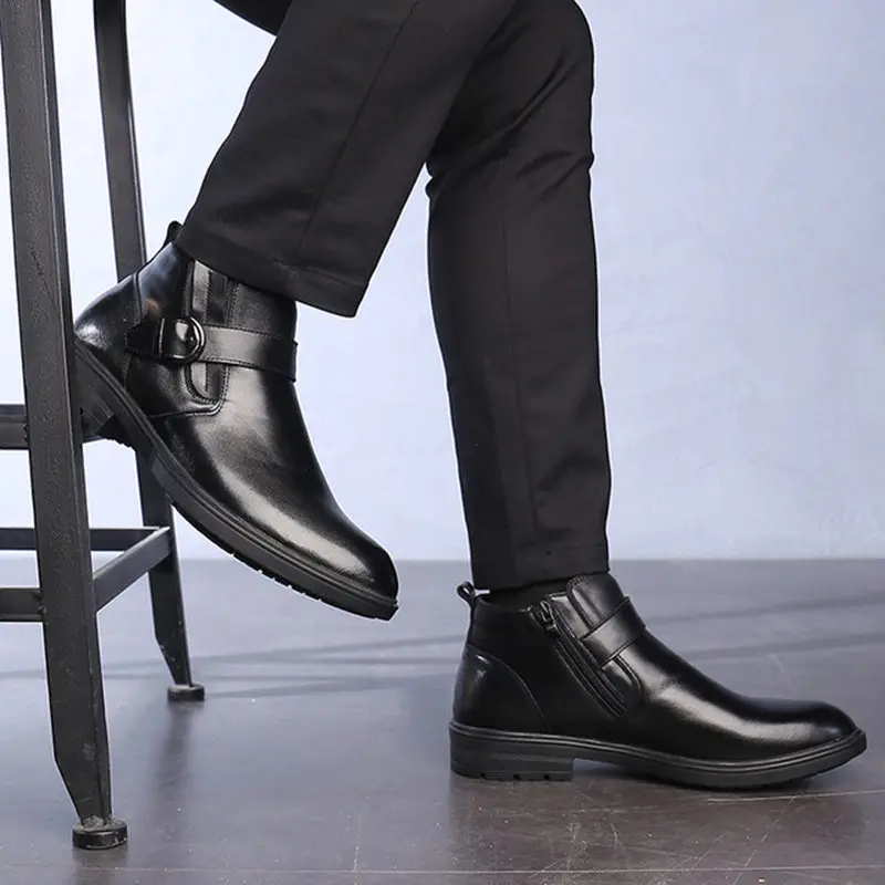 

2019 New Designer Men Boots Split Leather Men Winter Shoes Wool Inside Warm Snow Boots Black Man Leather Ankle Boots