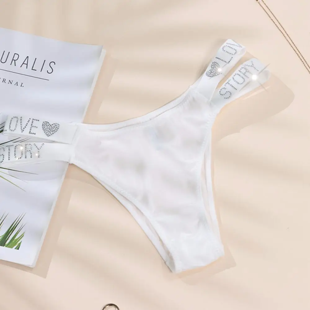 Женские трусики с заниженной талией однотонные Шелковые Стринги Стразы
