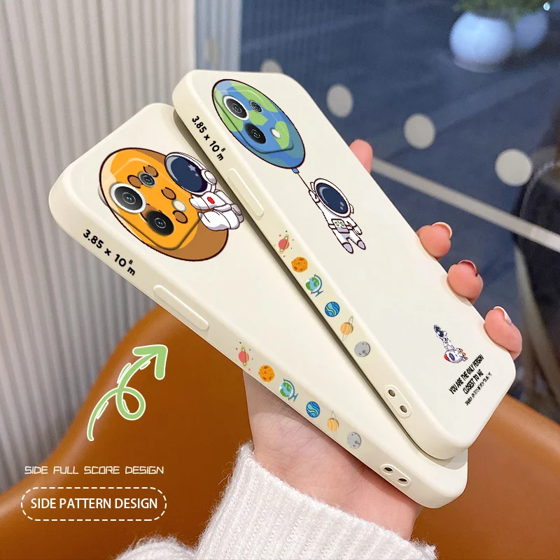 

Playful Astronaut Phone Case For Xiaomi Mi 11 10T 10T Pro 10 S lite Ultra 9T 9 8 Note 10 Pro Poco F3 F2pro X2 Silicone Cover