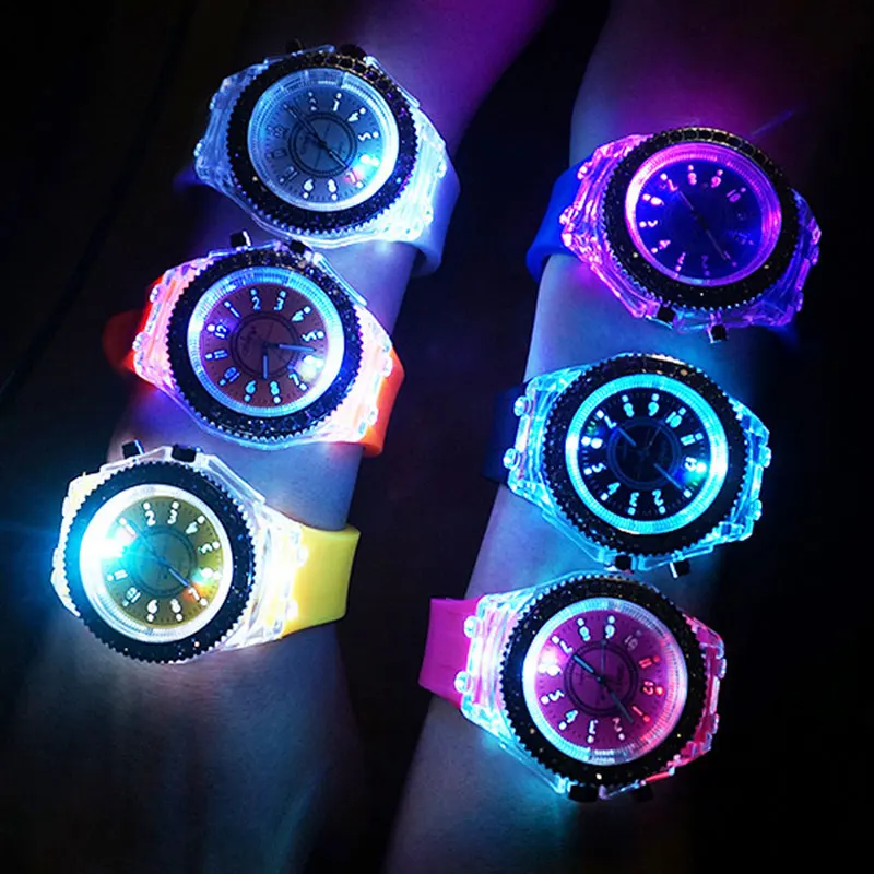 Горячий стиль светящиеся светодиодные часы Красочные лошадь лампа женские