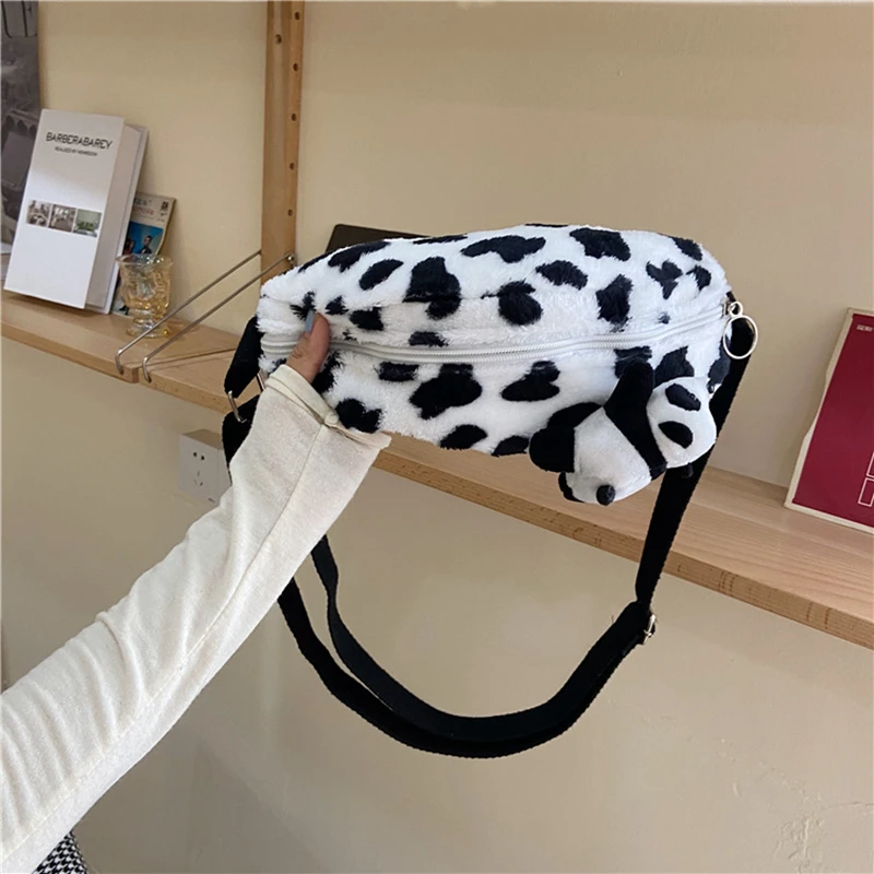 

Cute Cow Winter Pattern Women Belt Bags Designer Shoulder Bag Plush Messenger Bag Fanny Pack Lady Hobos Bum Hip Bag Big Purse