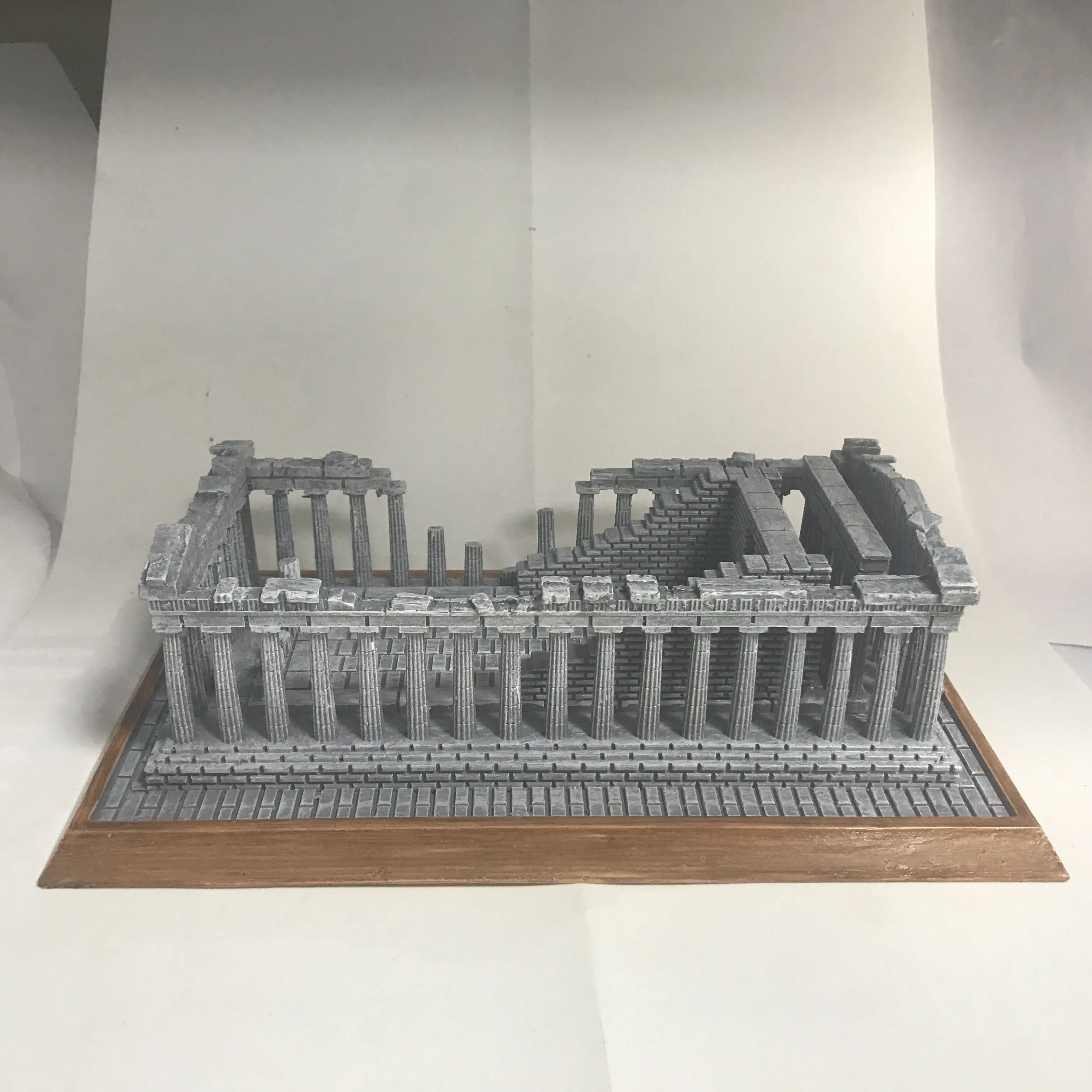 Полимерные ремесла предметы интерьера всемирно известное здание акрополис