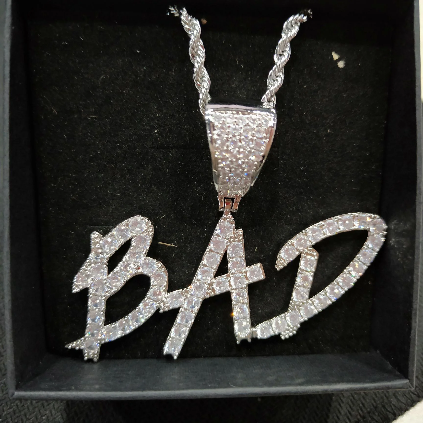 Цепочка с кулоном в виде букв инициала фианитом|Индивидуальные Ожерелья| |