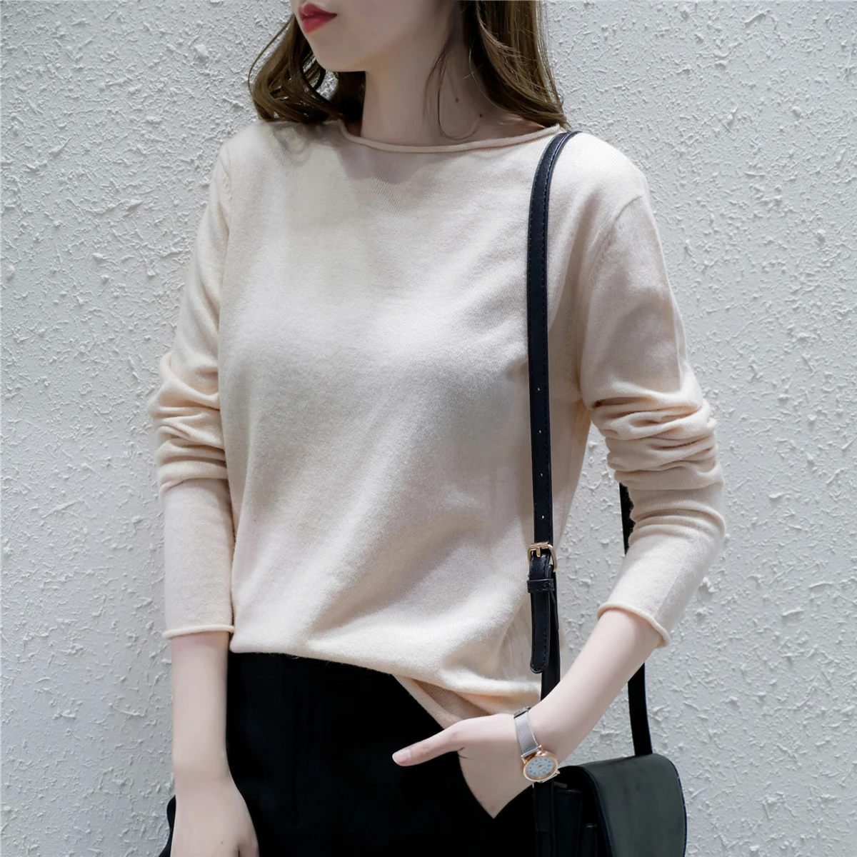 Женский шерстяной свитер тонкий Однотонный пуловер с круглым вырезом