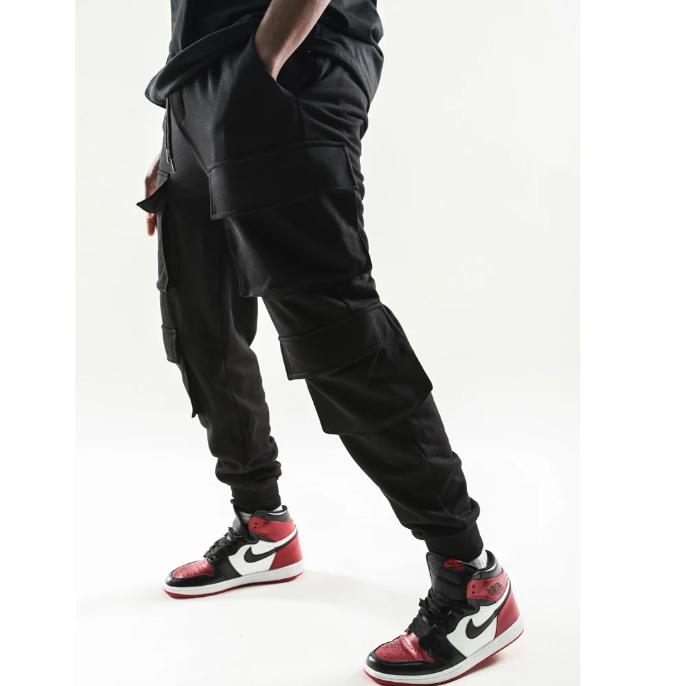 Мужские брюки джоггеры с несколькими карманами повседневные свободные в стиле